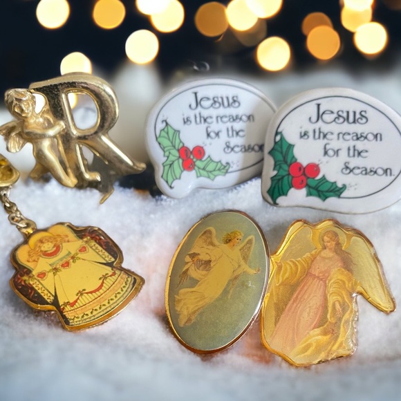 EUC 7 pcs-Unique Holy Brooches & pins. - Picture 5 of 5